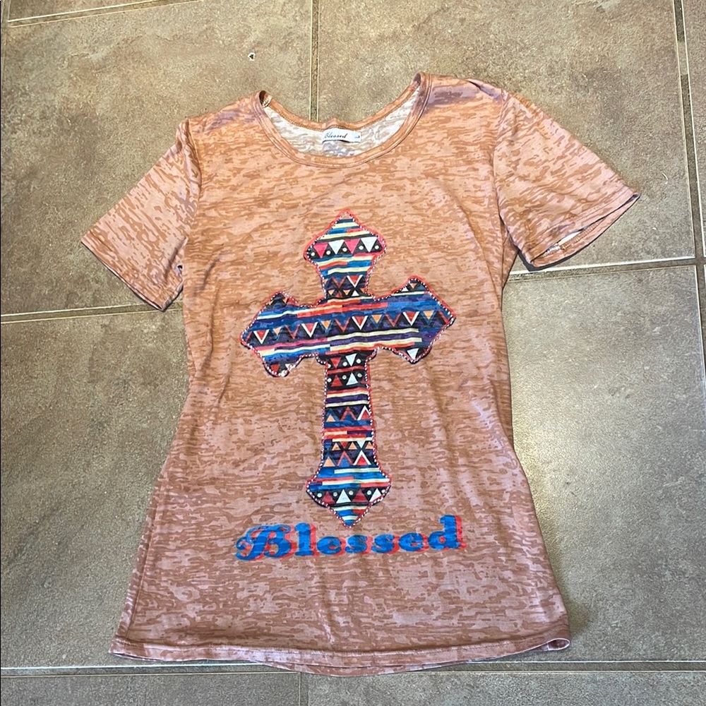Beaded Cross Top! Size Large